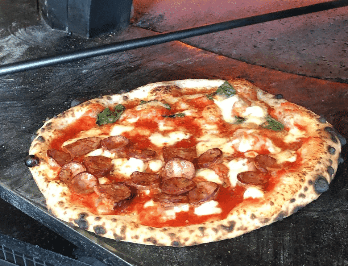 Here Are Four of Canada’s Top Pizza Delivery Chains
