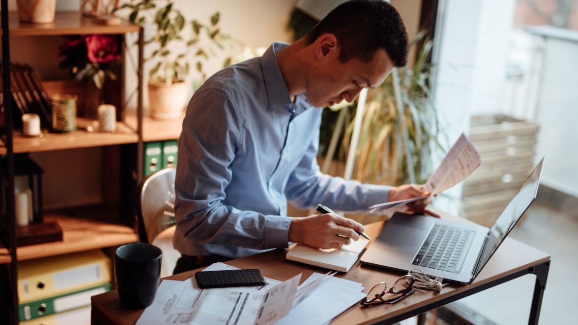 Outstanding Personal Finance Blogs in Canada in 2021