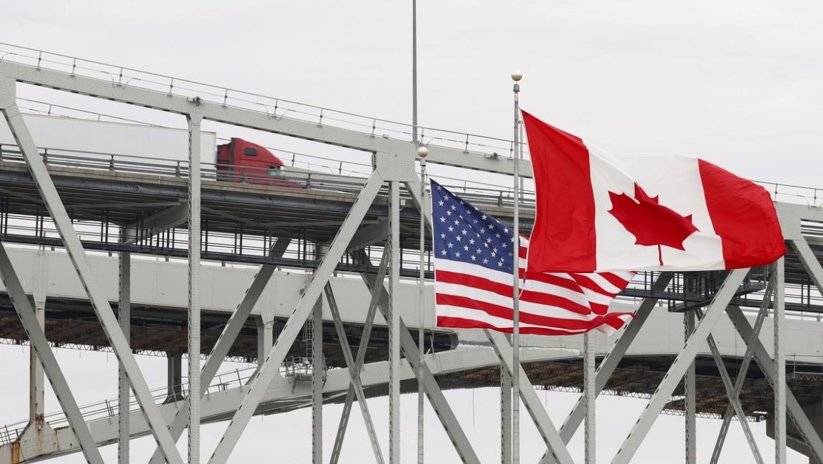 Many People in Canada Avoiding Quarantine By Taking Taxis Across the Border