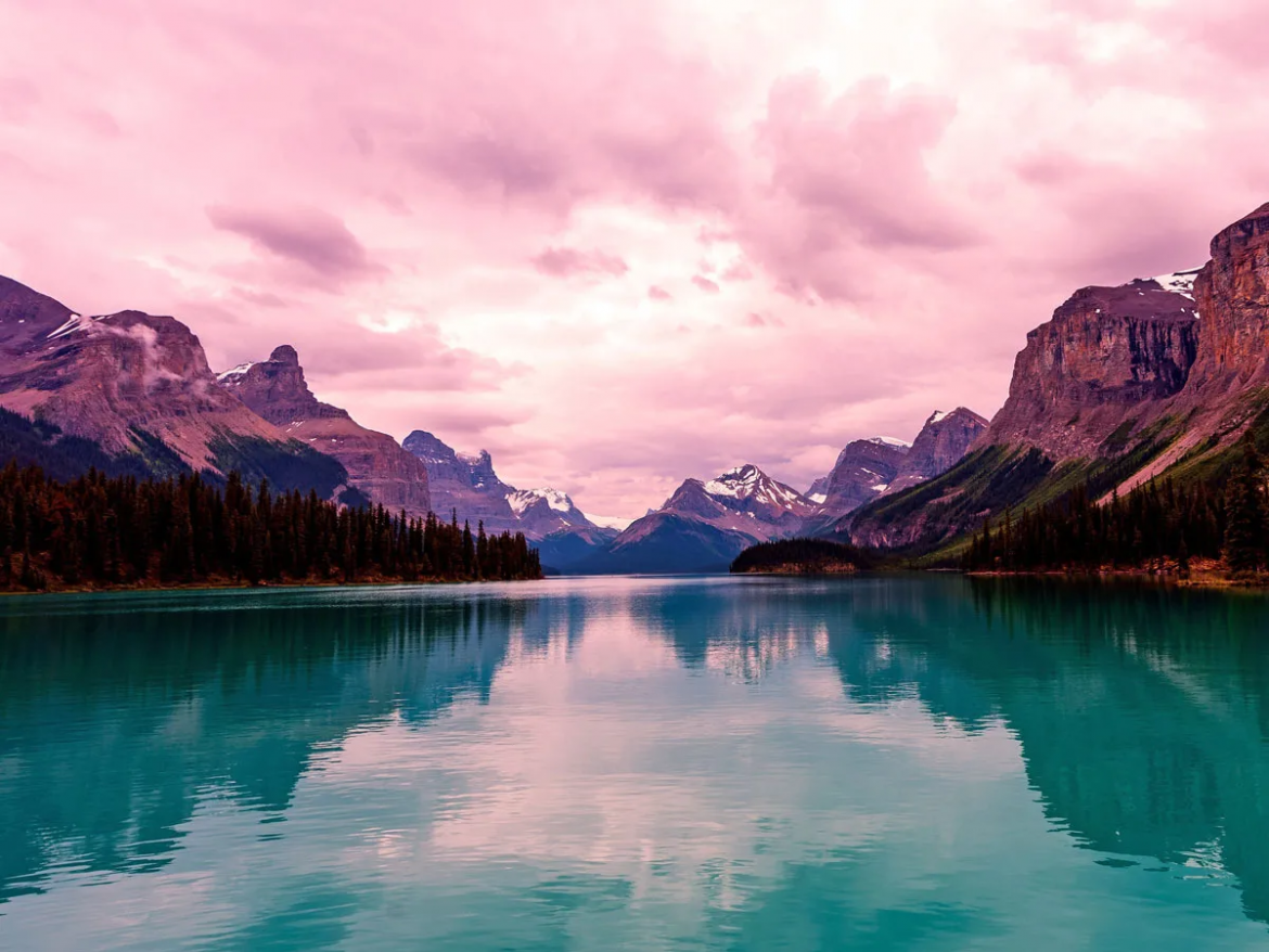 CANADA AND ITS ENTERTAINMENT INDUSTRY