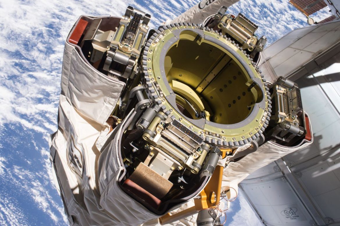 Everything You Need To Know About A Canadarm