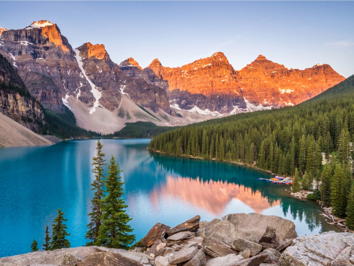 Top 7 Best Entertainment Joints in Canada